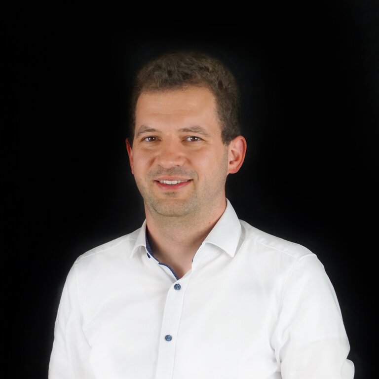 Andreas Thoma - Oberarzt im Alpreflect