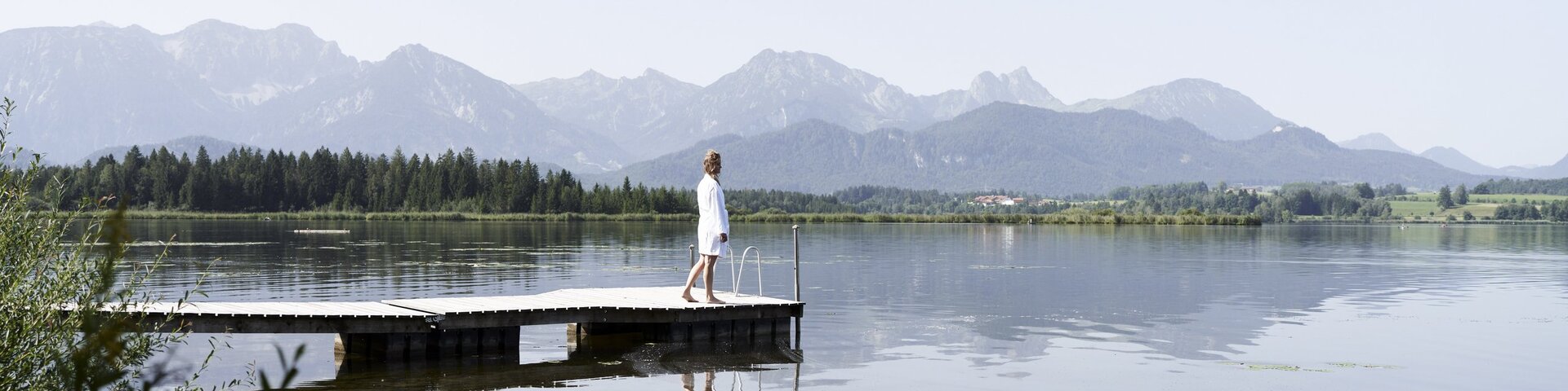Hopfensee und Bergausblick bei den Kuren und Rehas im Alpreflect
